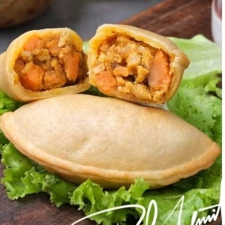 

chicken curry puff FROZEN