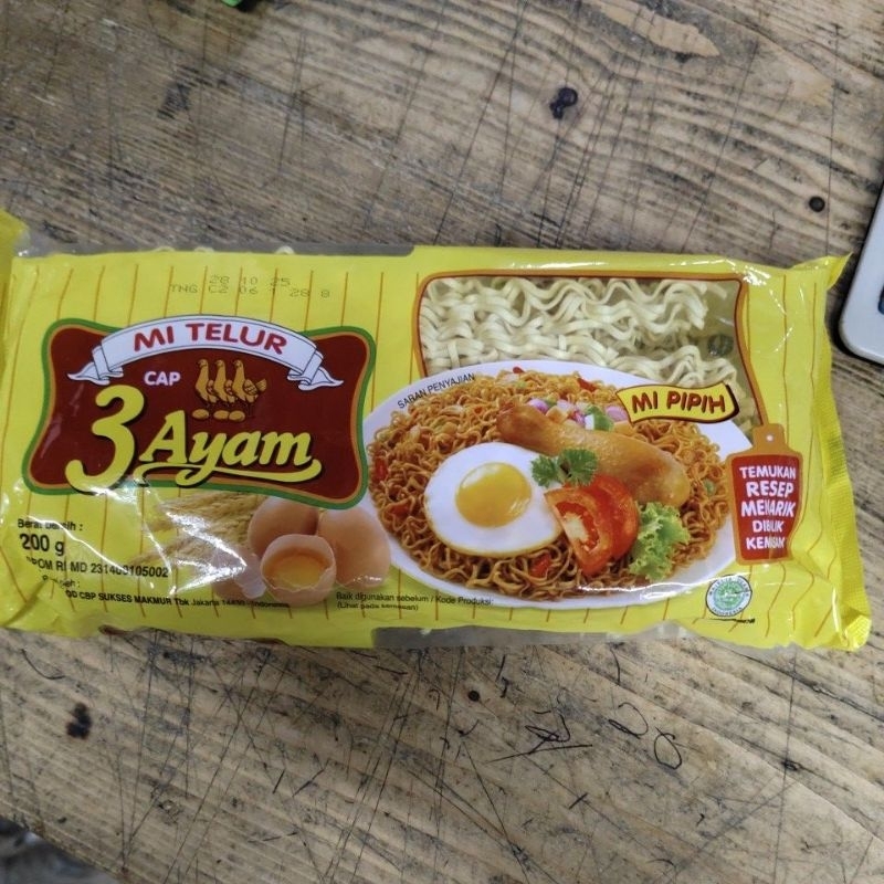 

Mie telor 3 ayam ( 1 bungkus )