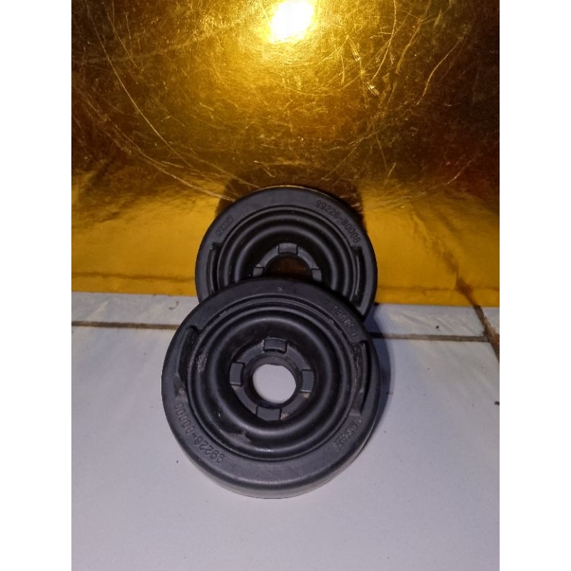 karet penutup bohlam lampu depan h4 Daihatsu Xenia grand