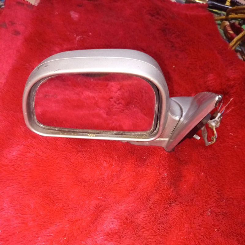 spion Mitsubishi Galant hiu kiri