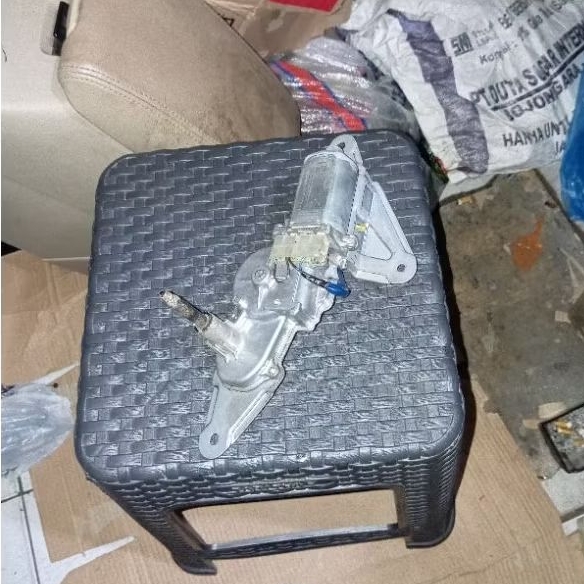 dinamo wiper belakang Avanza Xenia_2005_2011