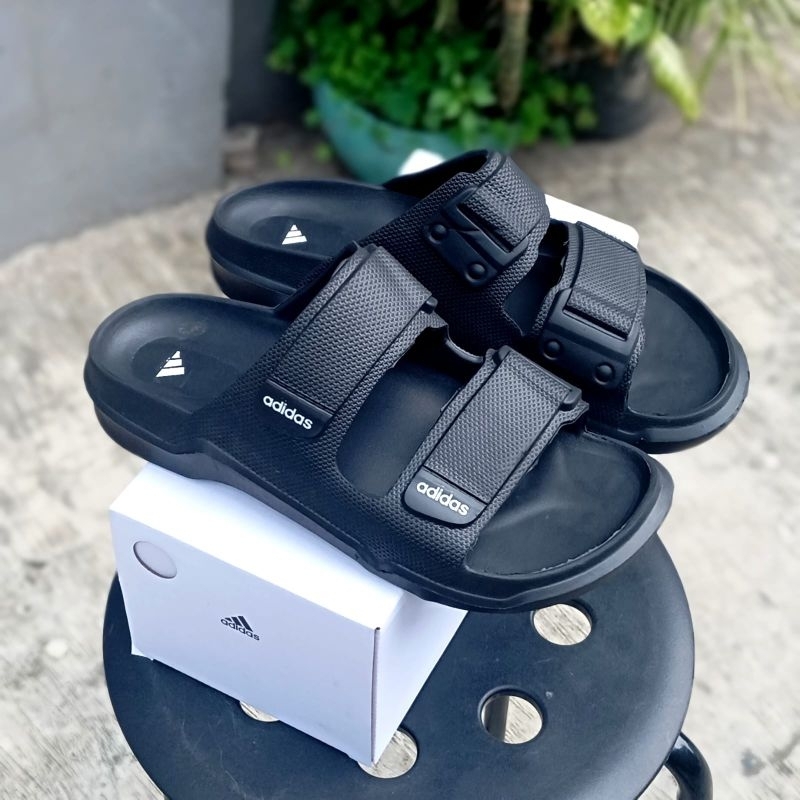 sandal gunung outdoor sandal Adidas slop pria karet anti slip on warna hitam