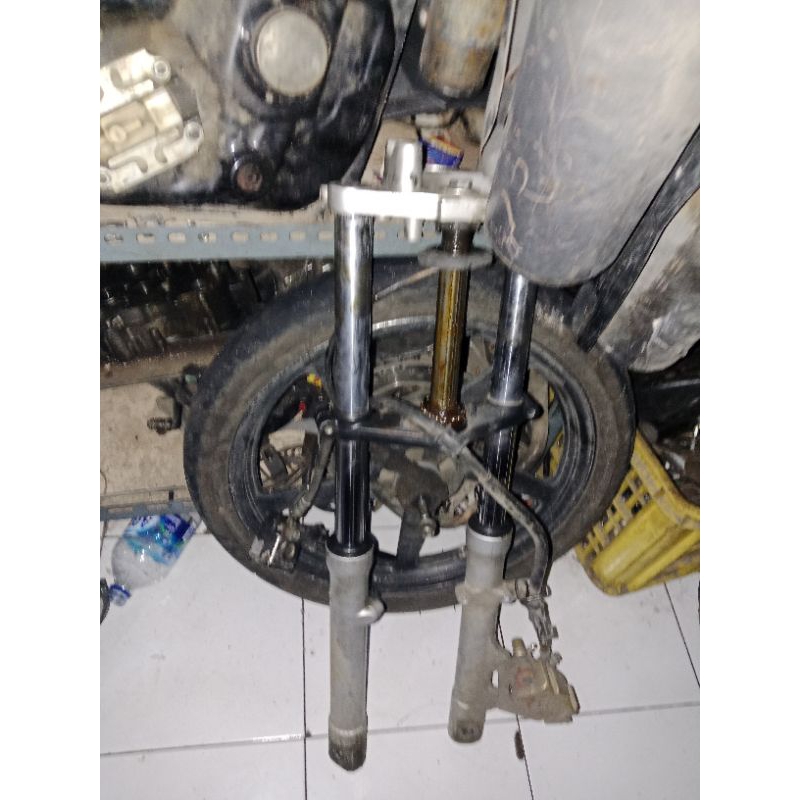 Shock depan vixion old original mulus shockbreacker vixion old