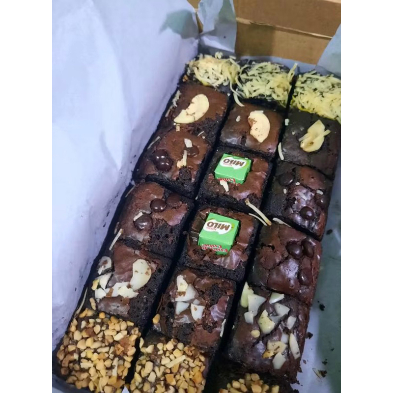 

Fudgy Brownies dan Pie Brownies Lumer 10x20/Super Nyoklat