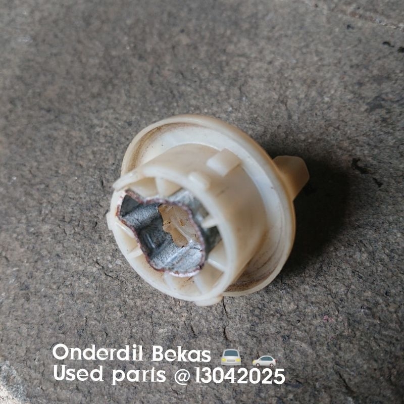 fiting lampu corner mercedes benz w124 E200