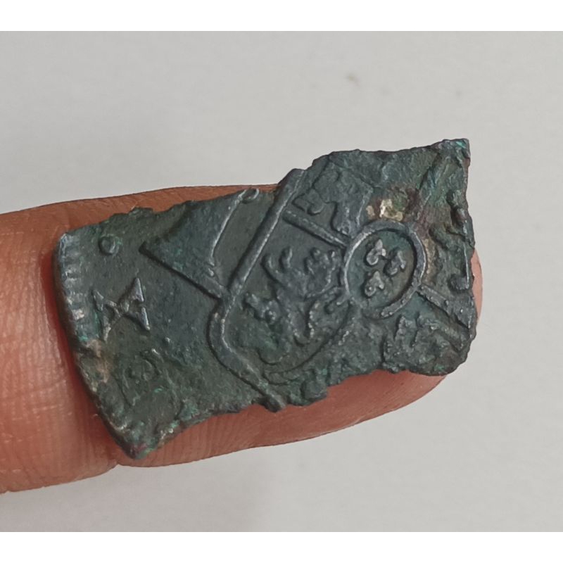 piracy koin perak Carolus