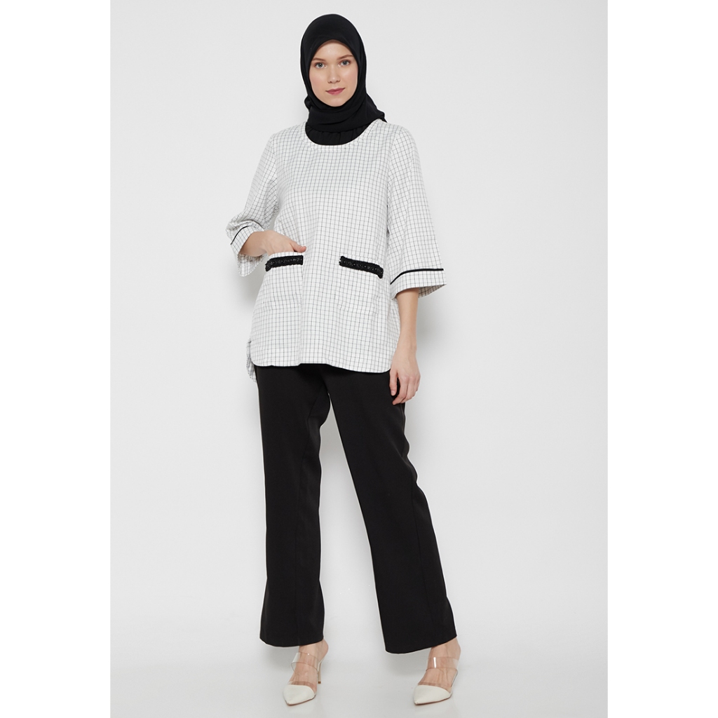 ODIVA - Fadelia Blouse - 2 Warna