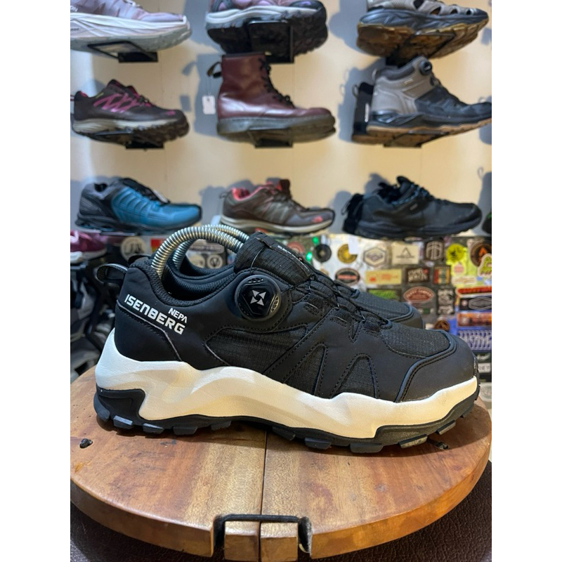 sepatu trail run hiking nepa isenberg