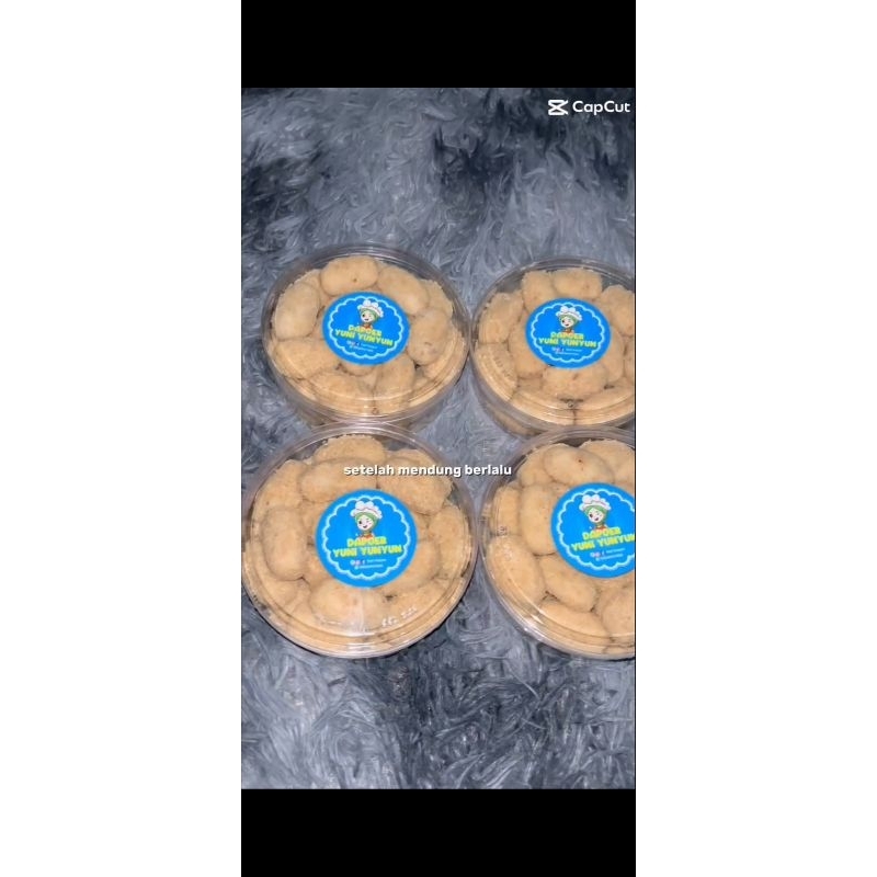 

Kue Kering Bimoli Kacang