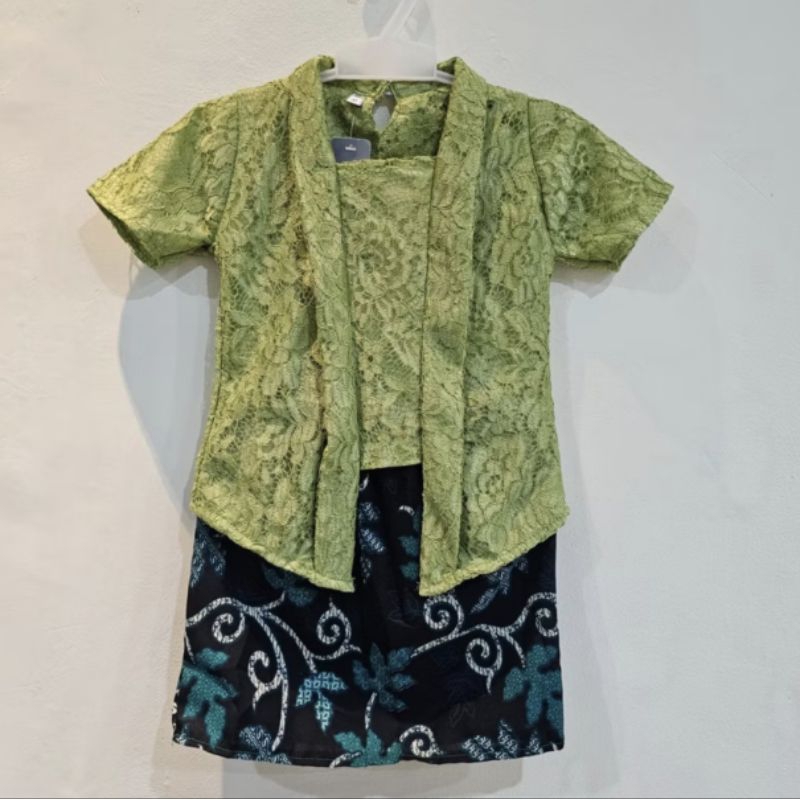 kebaya batik anak kutubaru modern brukat