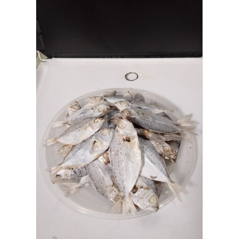 

ikan asin petek kering gurih nikmat dan lezat per 500gram