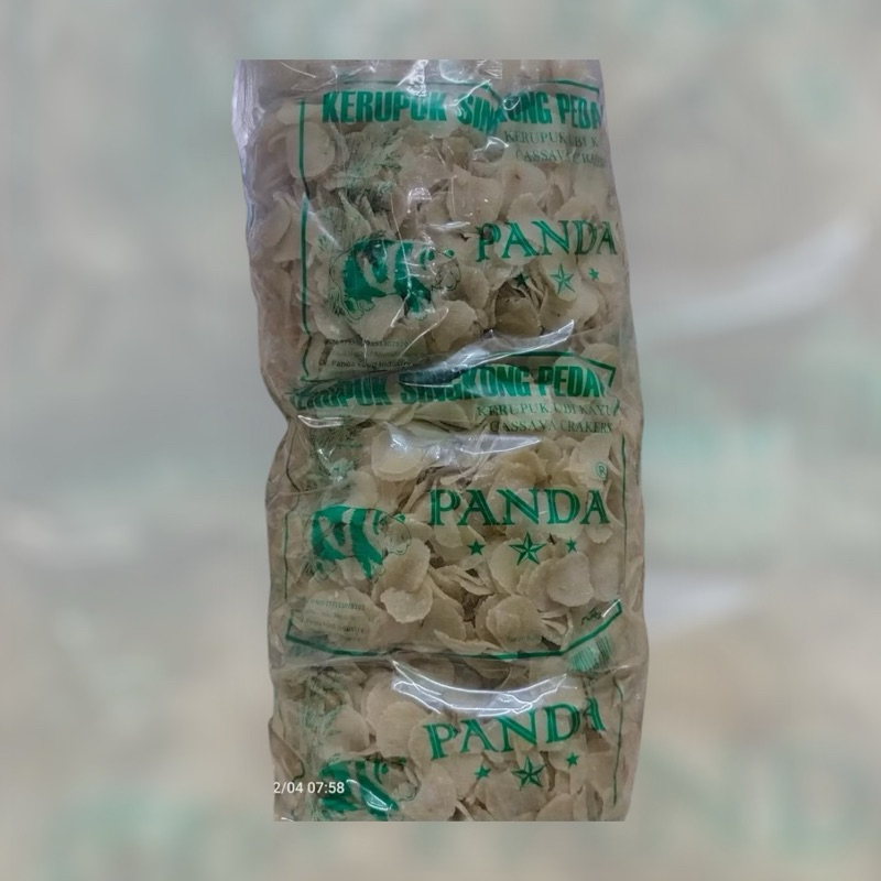 

Kerupuk Singkong Pedas Panda 500 gram @ 1 bal isi 10 x 500 Gram
