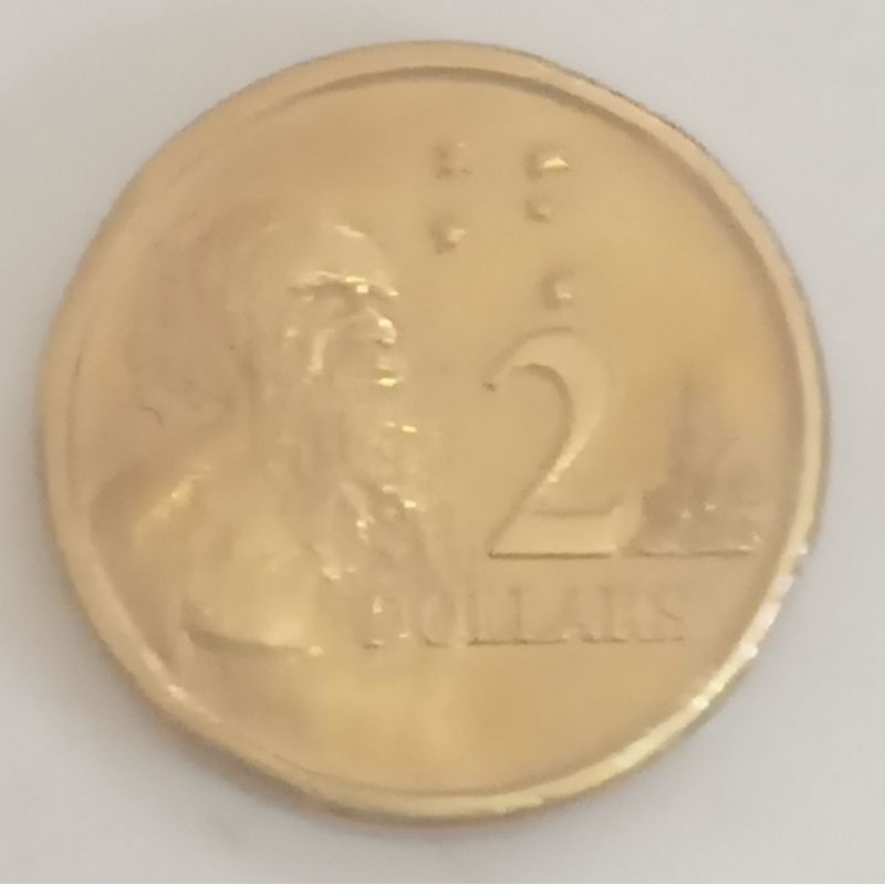 koin australia 2 dollar (Elizabeth 2) tahun 1988..
