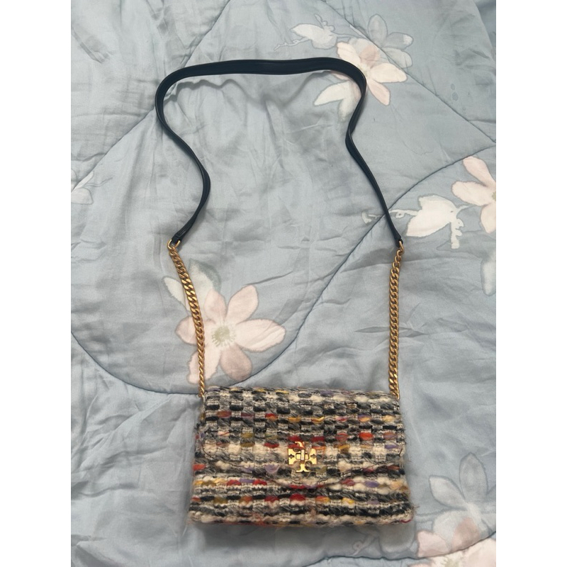 TORY BURCH AUTHENTIC