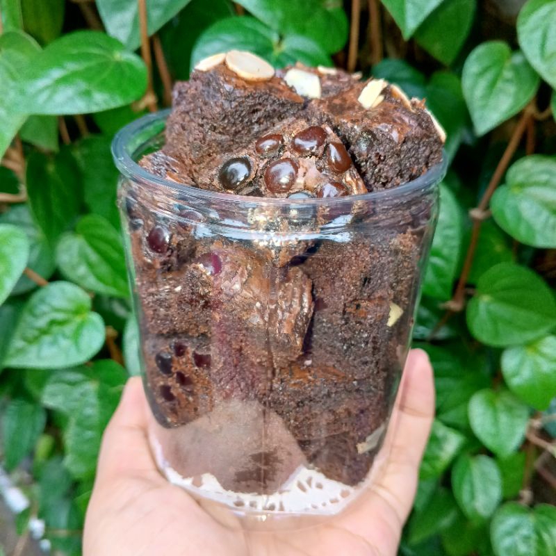 

FUDGY BROWNIES KEMASAN TOPLES #brownies #FudgyBrownies #coklat #chocoalmond