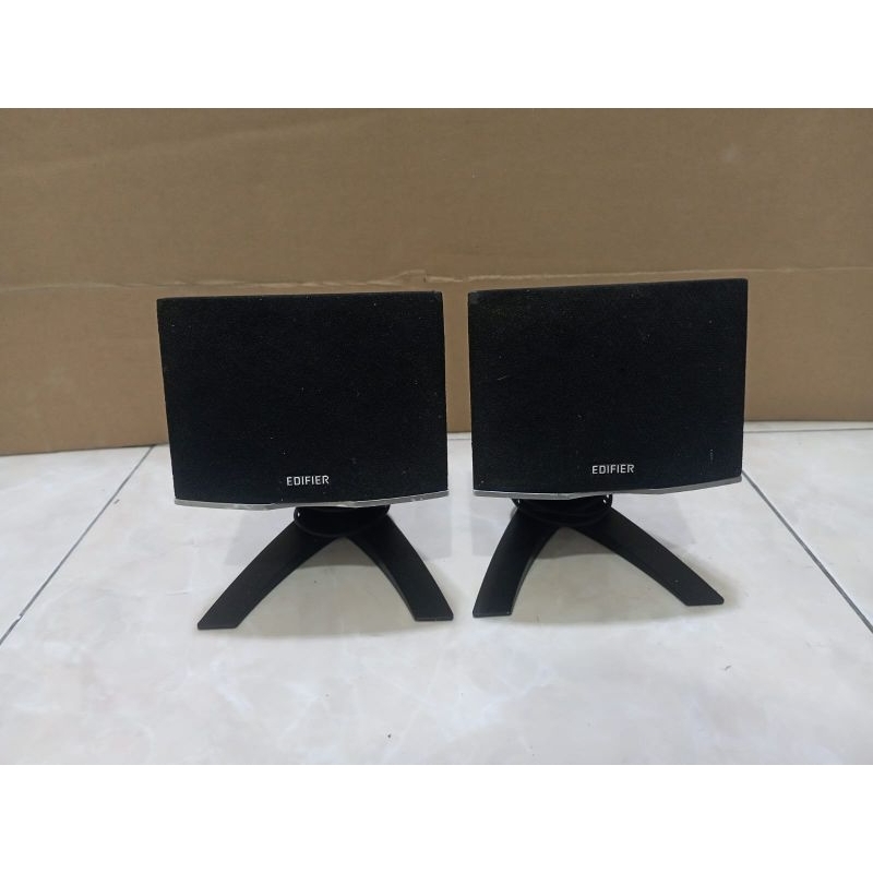Speaker Pasif Satelit Edifier M 1380 ( 2,5"inch  ) Sepasang