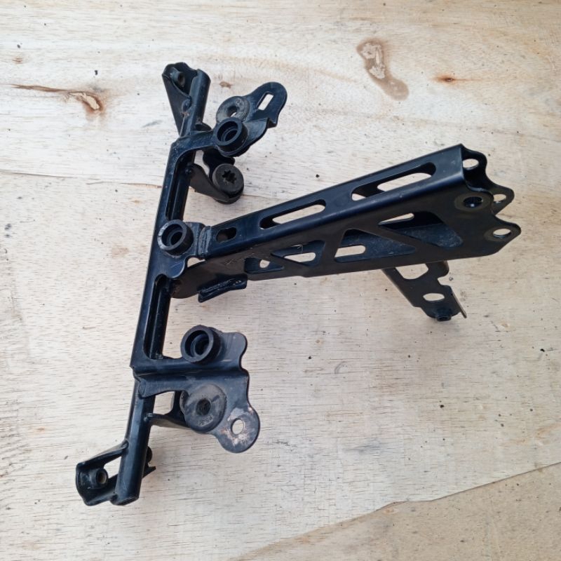 tanduk rusa CBR 150R facelift original copotan