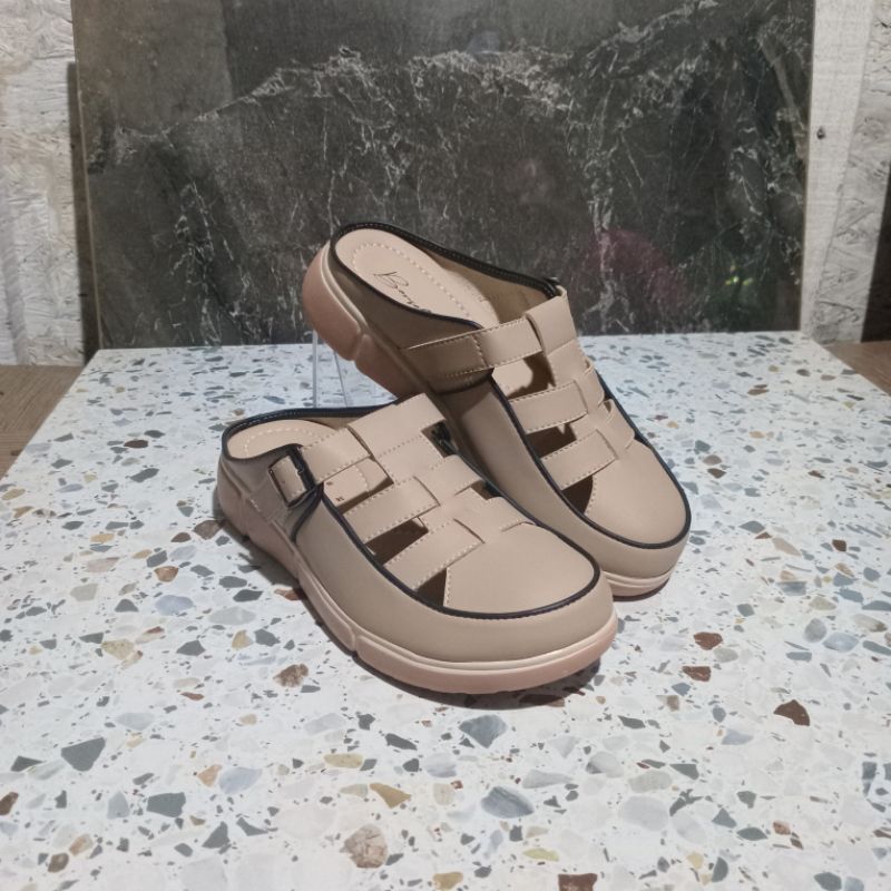 Sandal Wanita Remaja/Dewasa Modern dengan Model terbaru kekinian (tutong mocca)