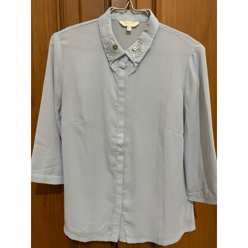 preloved kemeja lily