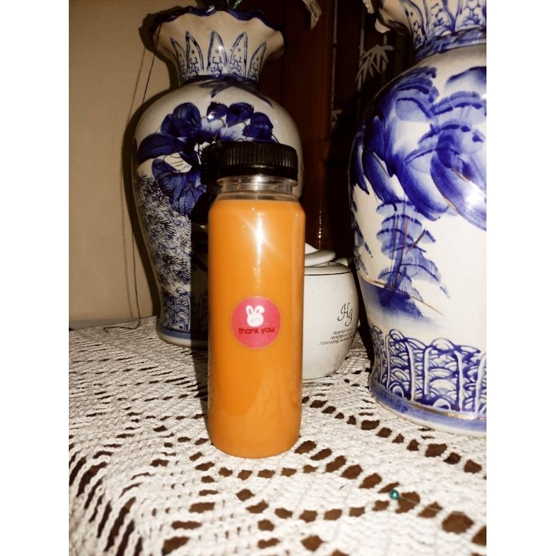 

Thai Tea 250 ml ~ Minuman Kekinian Homemade Thai Tea Milky Drink Kemasan Botol Literan