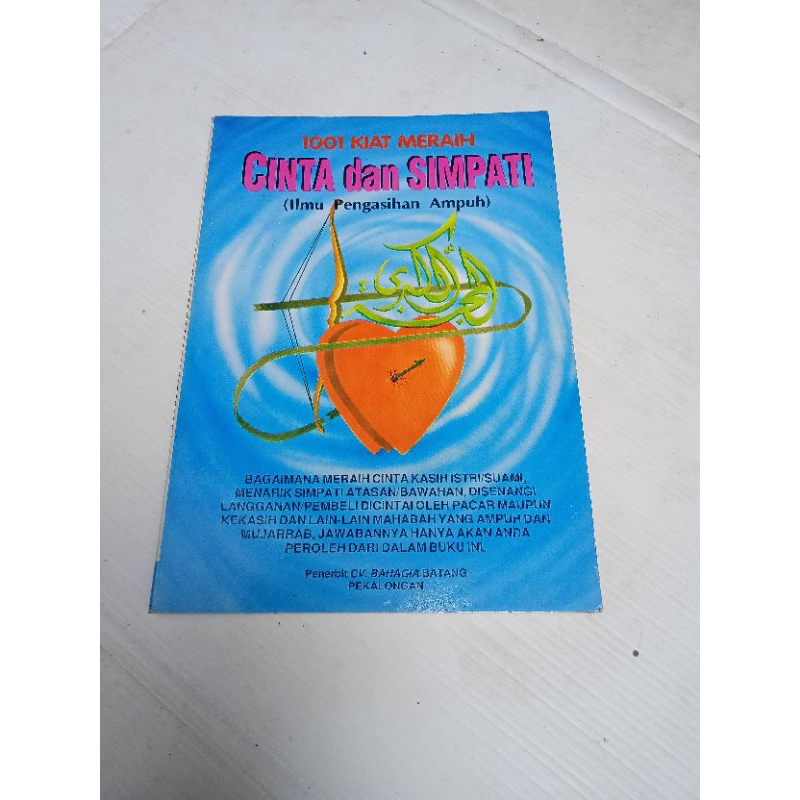 BUKU 1001 KIAT MERAIH CINTA DAN SIMPATI