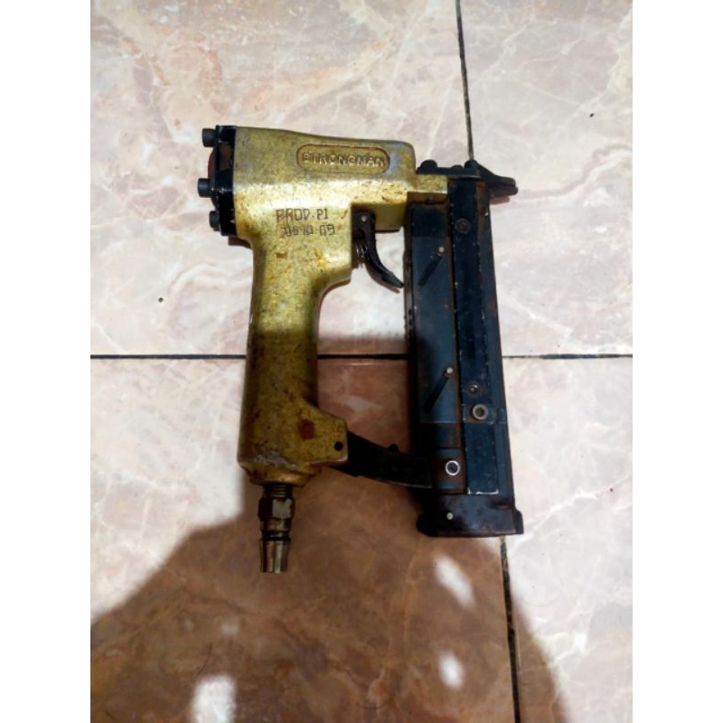 

steples tembak jual apaadanya