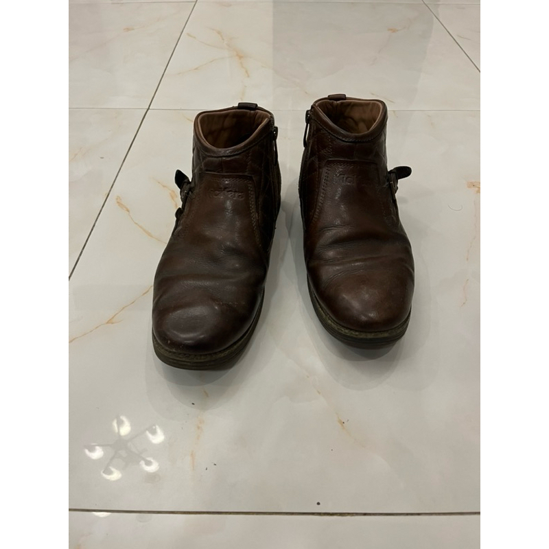 Sepatu Boots Kickers Original