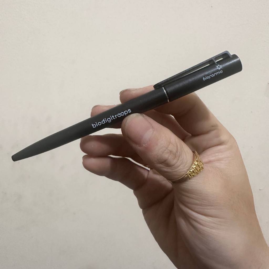

Pulpen H2 50 / Pulpen Custom / Pena Custom Logo / Pulpen Souvenir