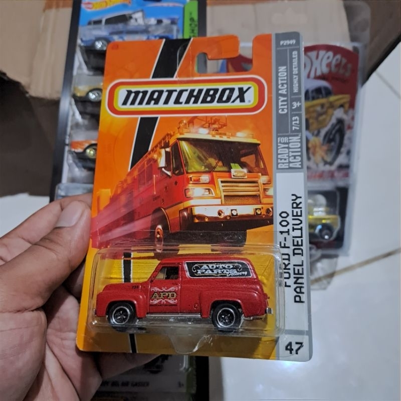 MATCHBOX FORD F 100 PANEL DELIVERY RED