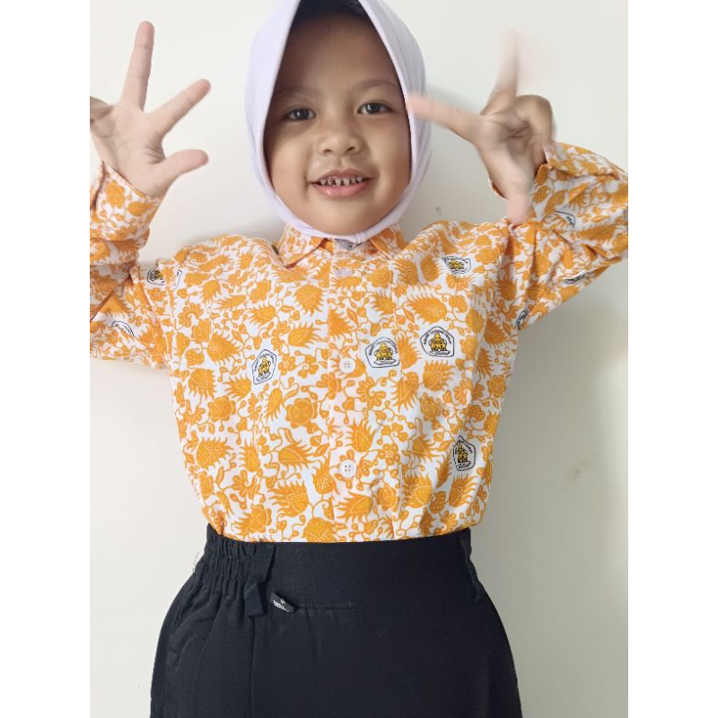 Batik Tk dan Paud  motif Nazwa kuning Ready Stok