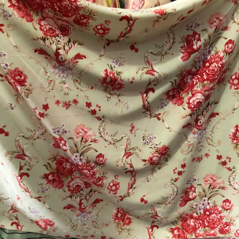 kain zara crepe motif - kain zara crepe motif bunga - kain zara crepe motif luxury - kain zara crepe