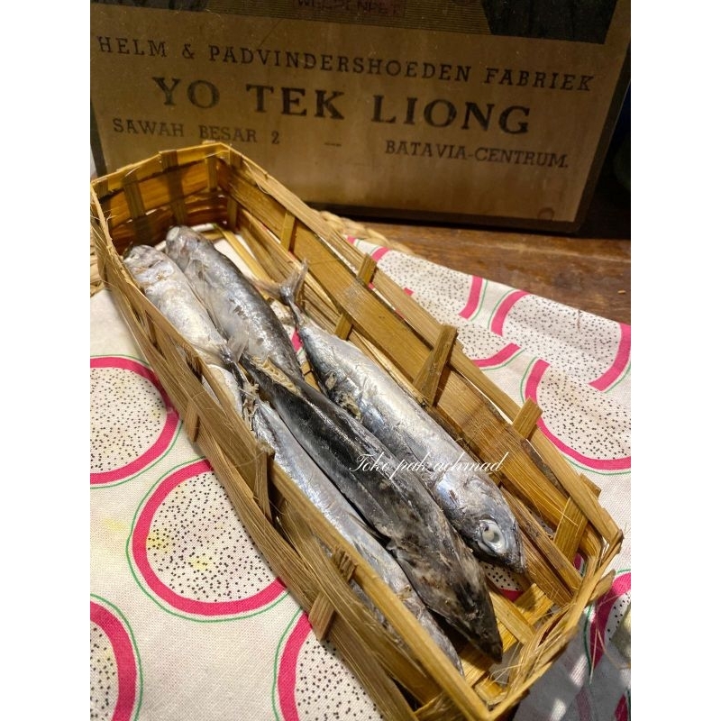 

Pak Achmad- Ikan Pindang