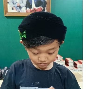 Kuluk polos - Kuluk Santri praktis tinggal pakai | peci & kopiah | songkok imamah | fashion Muslim