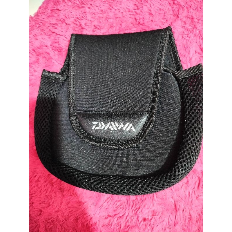 BJP Product PODS RILL ( SARUNG RILL ) DAIWA UKURAN 3.000/4.000CM