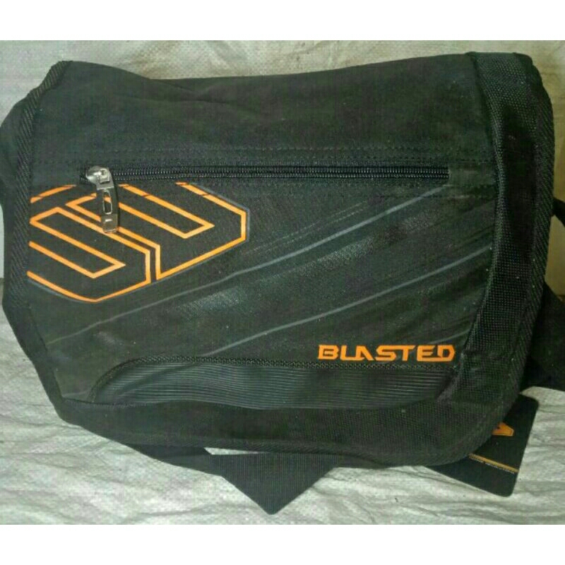 Tas Selempang Blasted