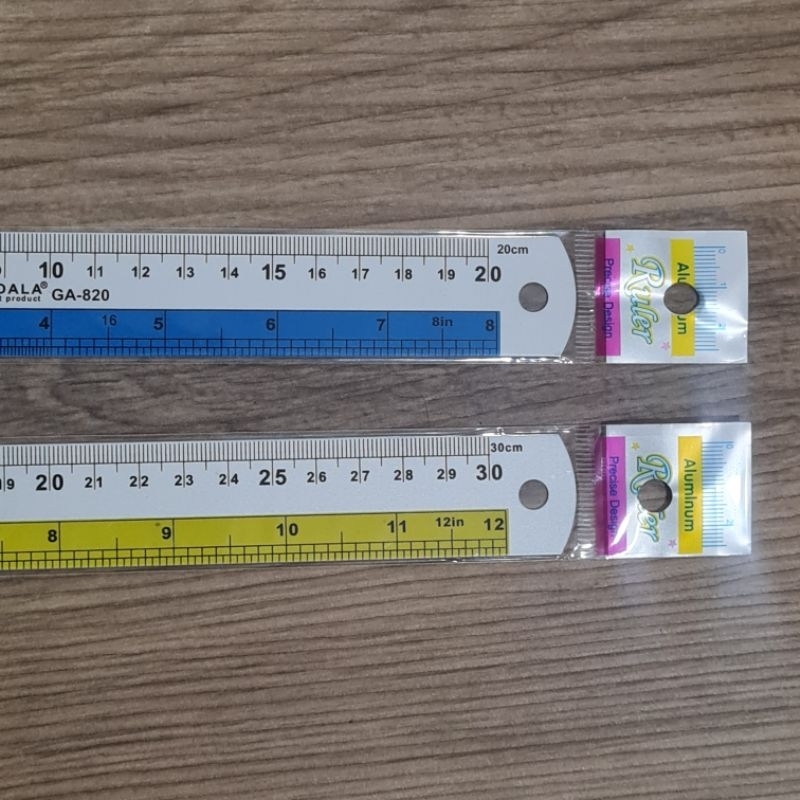 

Penggaris Besi Koala