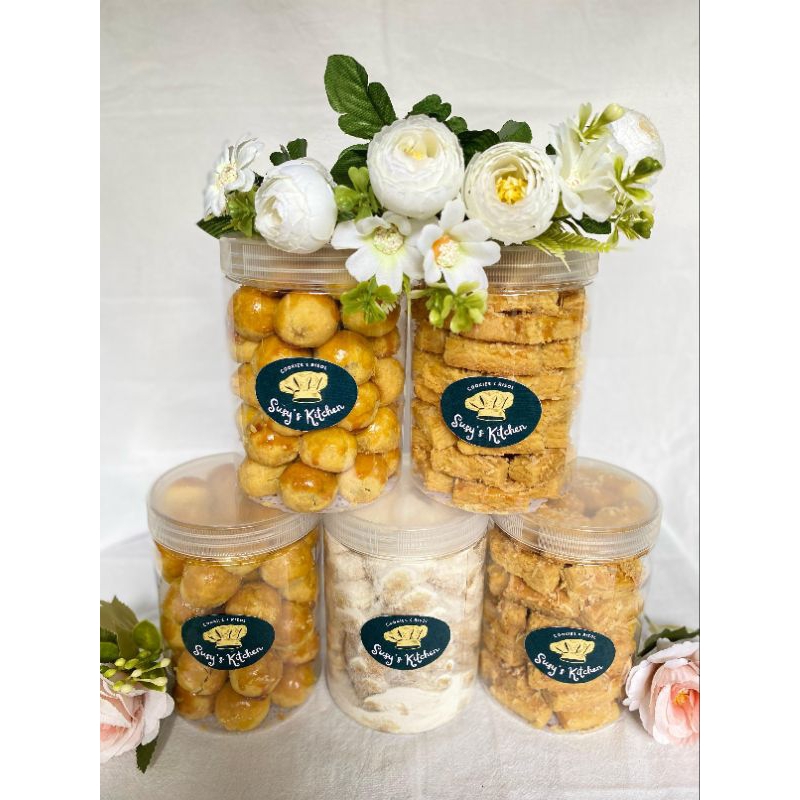 

NASTAR NANAS, KASTENGEL KEJU, PUTRI SALJU BUNDLING ISI 3 TOPLES 750ML