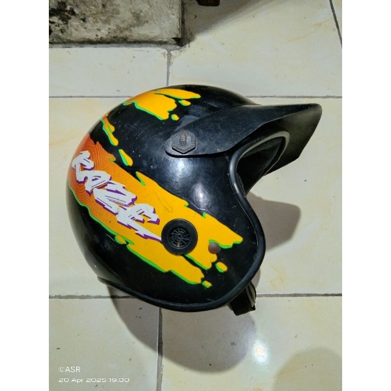 HELEM/HELM JADUL/LAWAS KAWASAKI KAZE R SIAP DIPAKAI SECOND ORIGINAL
