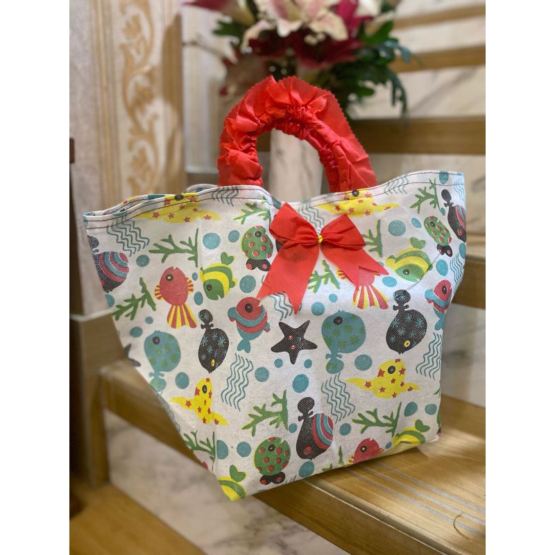 

tas hajatan spunbond ukuran 22x22 harga per lusin