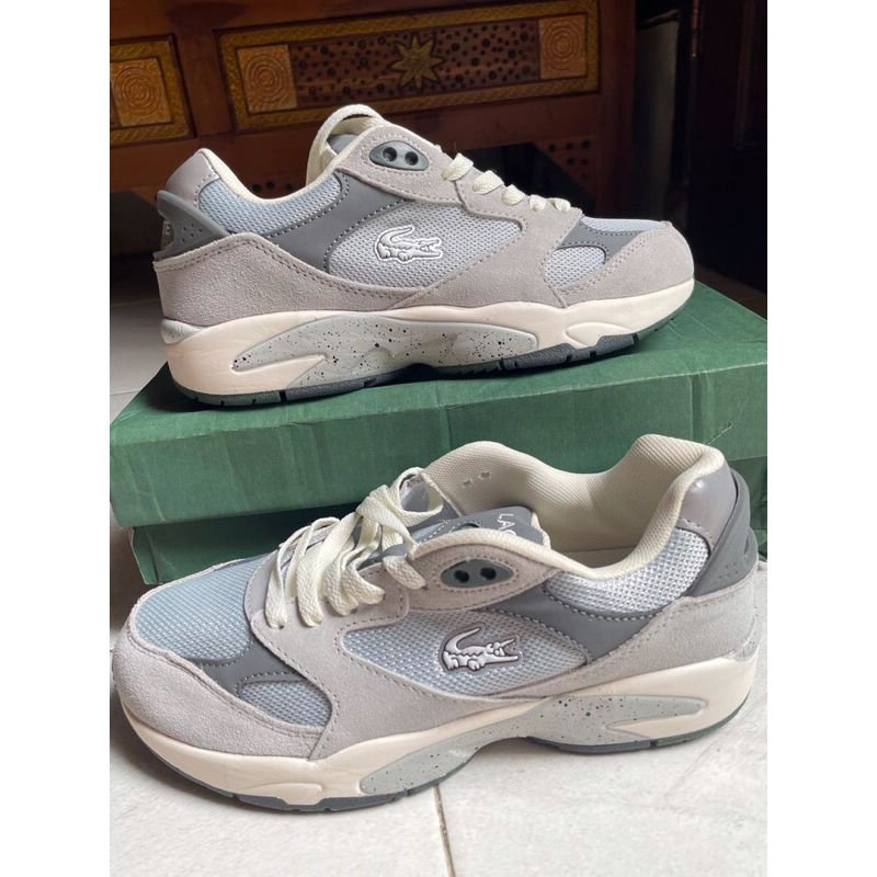 Sepatu lacoste Men's Storm 96 Vintage Leather Sneaker