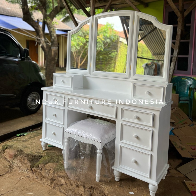 SET MEJA RIAS DUCO PUTIH