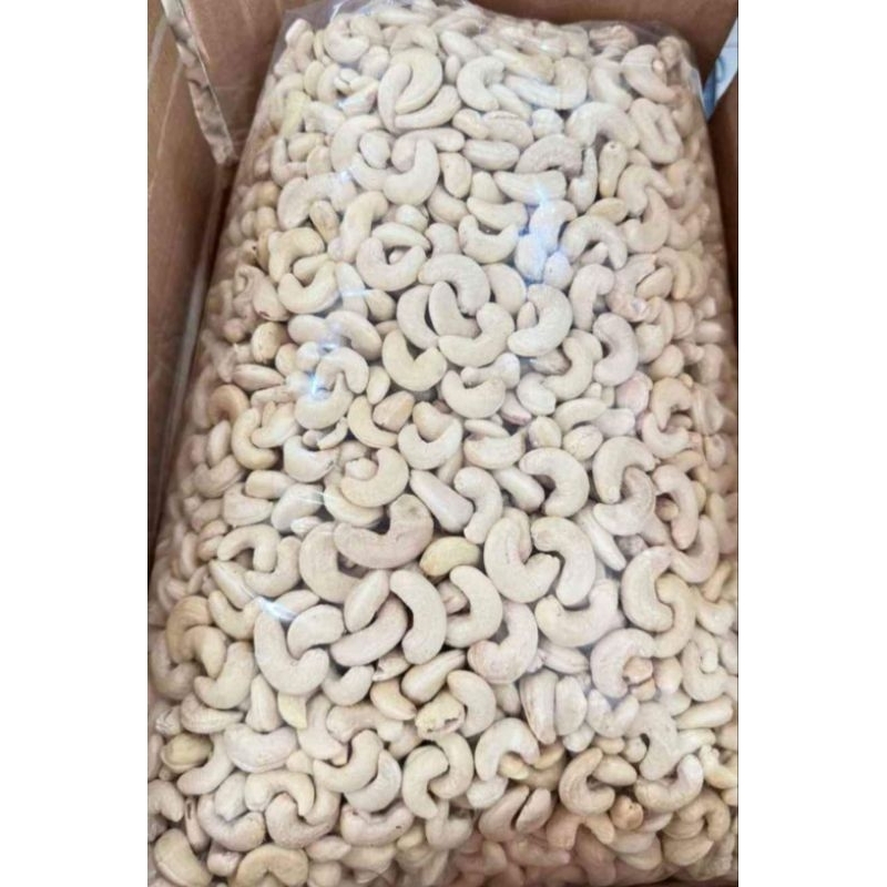

kacang Mede utuh mentah 1kg