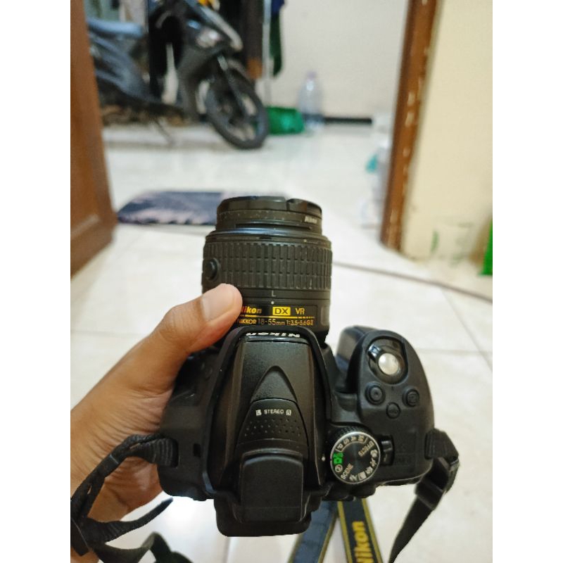 Nikon D5300 Second + Lensa Kit 18-55 mm + Lensa Tele 55-200mm