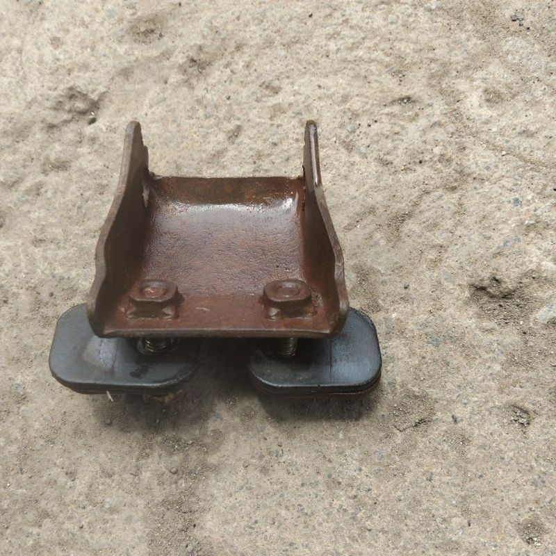 engsel jok F1Zr/Vega old bekas original