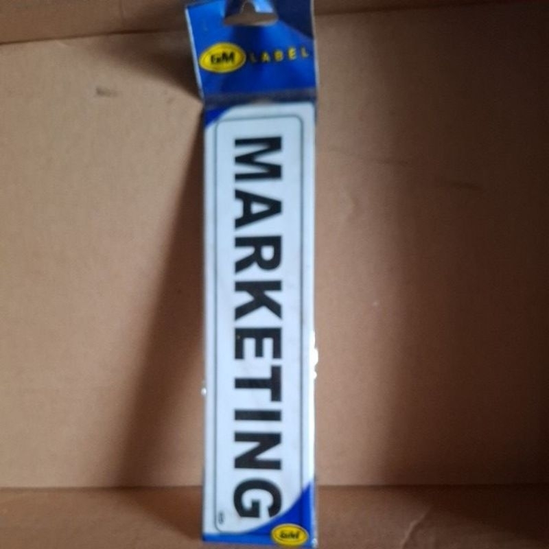 

acliric sign MARKETING gm label