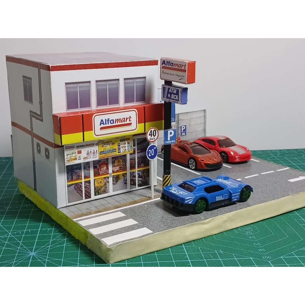 Paper Diorama Alfamart