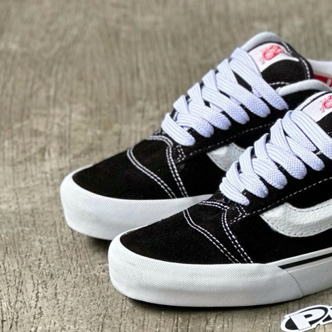 SEPATU BLACK WHITE EVB - Sepatu Pria & Wanita