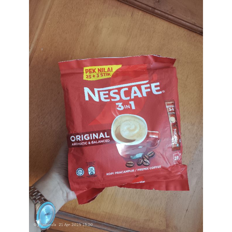

READY Nescafe 3 in 1 malaysia isi 28 stik