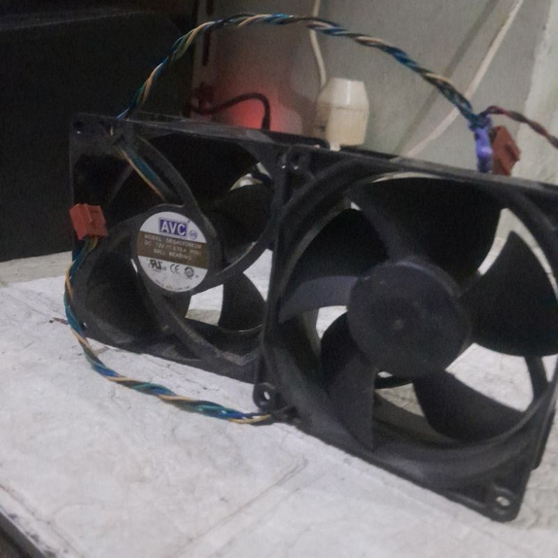 KIPAS FAN BALL BEARING FAN AVC DC 12 - 0.75A MODEL : DESA0938B2M READY