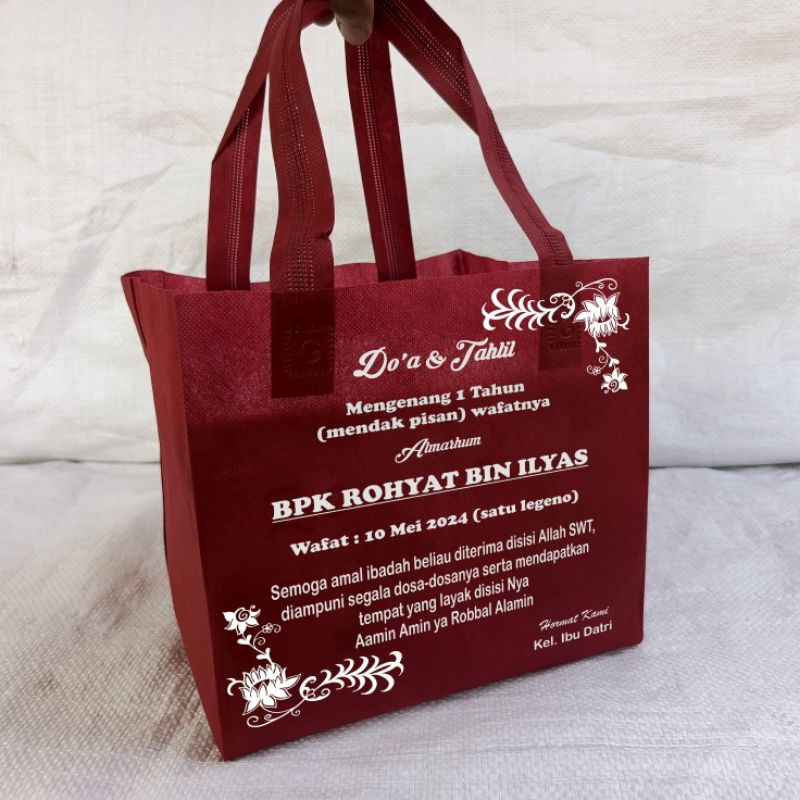 

Tas Berkat Selametan Free Sablon Muat Box Nasi 22x22 & 20x20cm